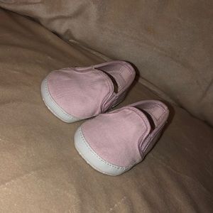 Old navy baby shoes